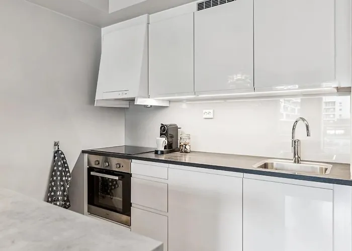 Demims Centre & Parking * Lorenskog