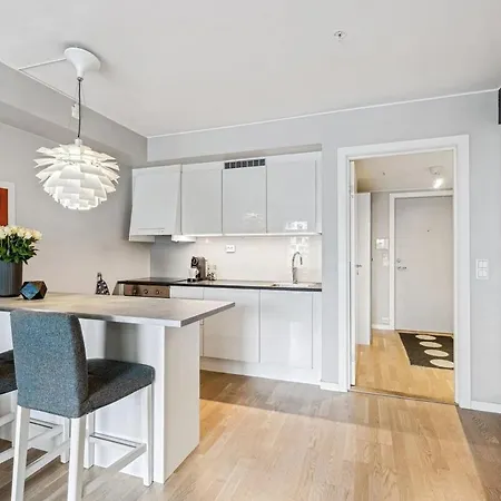 Demims Centre & Parking Lorenskog